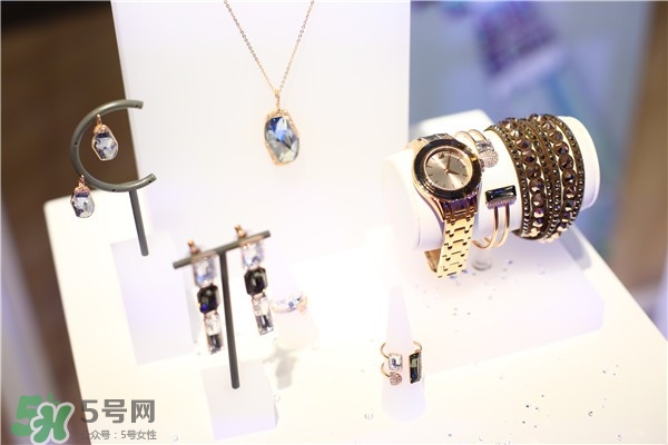 施華洛世奇2017春夏新款有哪些？施華洛世奇2017春夏新款多少錢(qián)？