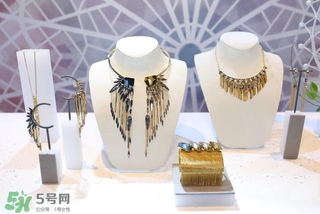 施華洛世奇2017春夏新款有哪些？施華洛世奇2017春夏新款多少錢(qián)？