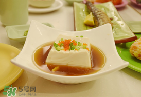晚上吃豆腐會(huì)發(fā)胖嗎？減肥可以吃豆腐嗎？