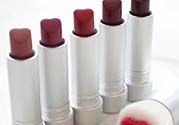 kiko2017情人節愛心口紅色號 kiko2017情人節愛心口紅試色