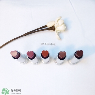 kiko2017情人節愛心口紅色號 kiko2017情人節愛心口紅試色