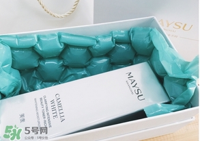 美容液是精華液嗎？美容液和精華液的區別