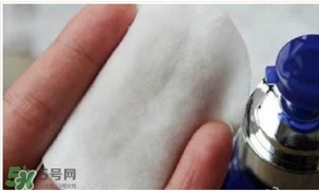 美容液是化妝水嗎？美容液和化妝水的區別