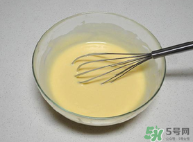 面糊用熱水還是涼水？面糊是用熱水調還是用涼水調？