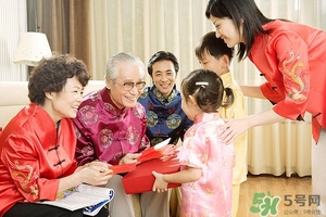 過年去女方家帶什么禮物_過年去女朋友家買什么