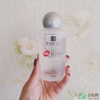 大創(chuàng)美白化妝水爽膚水怎么樣？大創(chuàng)化妝水好用嗎？