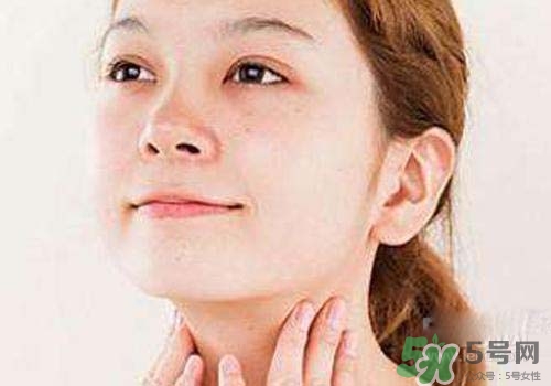 補水霜什么時候用？補水霜什么時候用好？