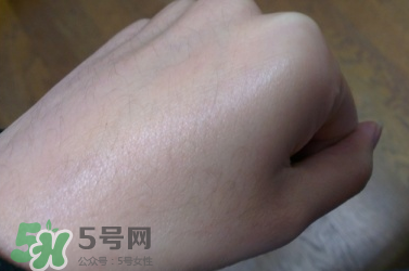 dior迪奧夢幻美肌修顏乳怎么用？迪奧修顏乳怎么用