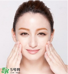 精華什么年紀用？精華什么年齡開始用？