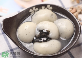 芝麻湯圓上火嗎？吃黑芝麻湯圓上火嗎？