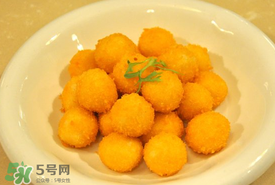 炸元宵是蒸完再炸嗎？速凍元宵怎么炸？