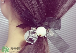 送女生發夾代表什么?男生送女生發夾的含義