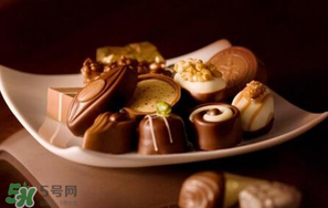 巧克力和牛奶能一起吃嗎？吃完巧克力能喝牛奶嗎？