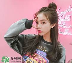 半扎丸子燙發圖片 丸子頭半扎發圖片