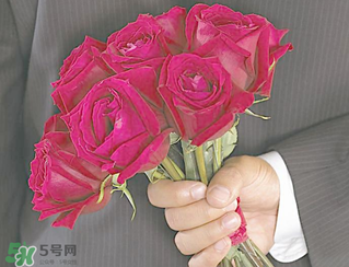 男朋友不在身邊怎樣過情人節(jié)？情人節(jié)沒有男朋友怎么過？
