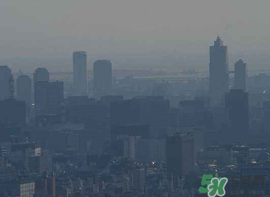 霧霾天開空調會不會污染室內空氣？