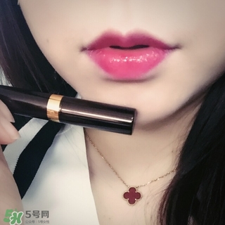 tom ford和ysl哪個好？tom ford和ysl口紅哪個好？