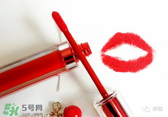 唇釉顯唇紋怎么辦？不顯唇紋的唇釉推薦？