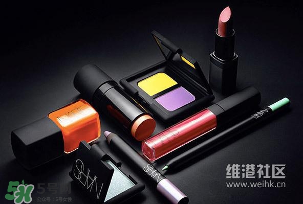 tom ford和nars哪個好？tom ford和nars唇膏口紅對比