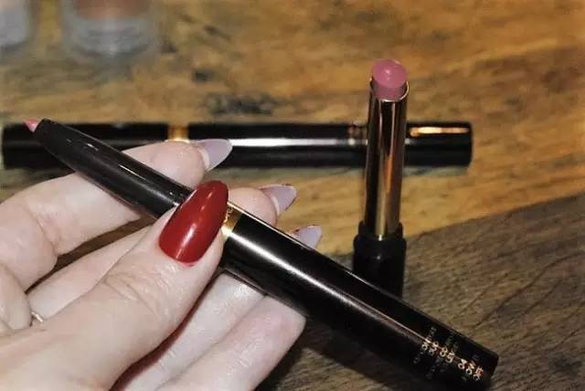 tom ford和迪奧哪個好？tom ford口紅和dior口紅哪個好？