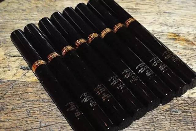 tom ford和迪奧哪個好？tom ford口紅和dior口紅哪個好？