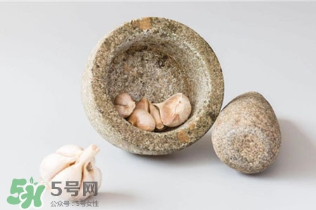 大蒜熱量是多少？吃大蒜會(huì)胖嗎？