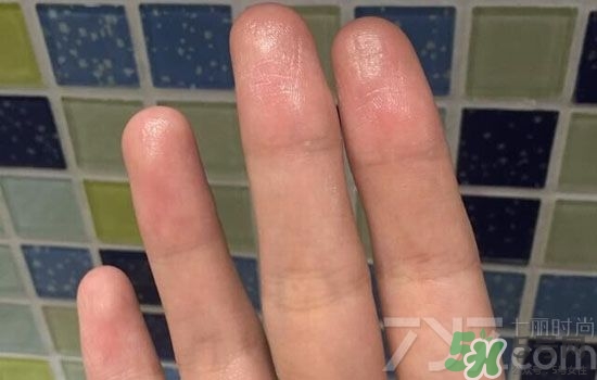 安耐曬金瓶怎么樣？安耐曬金瓶好用嗎？