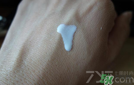 安耐曬金瓶怎么樣？安耐曬金瓶好用嗎？