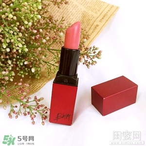 煙熏玫瑰色適合什么膚色？煙熏玫瑰色口紅適合黃皮嗎？