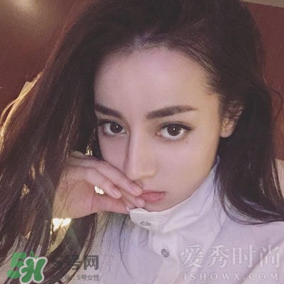 煙熏玫瑰色適合什么膚色？煙熏玫瑰色口紅適合黃皮嗎？