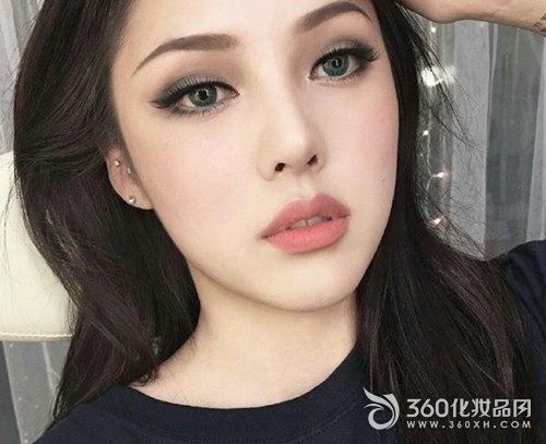 干玫瑰色適合什么膚色？干玫瑰色口紅適合黃皮嗎？