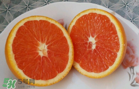 橙子里有紅絲能吃嗎？橙子里有紅絲的是什么？