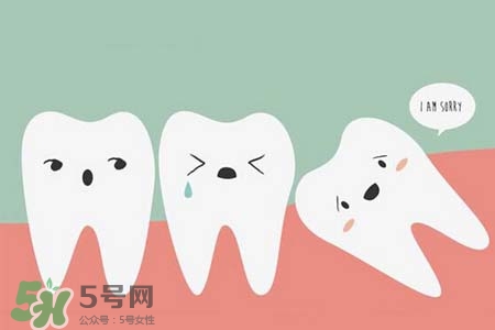 智齒能用舌頭舔嗎？喜歡舔智齒怎么辦？