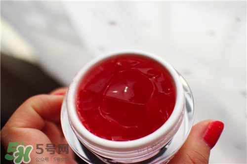 紅酒面膜可以天天敷嗎？紅酒面膜敷完臉用洗嗎？