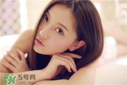 假體隆胸老了會(huì)怎么樣？假體隆胸會(huì)引發(fā)乳腺疾病嗎？