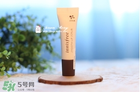 悅詩風(fēng)吟唇部磨砂膏怎么樣？悅詩風(fēng)吟去角質(zhì)磨砂膏怎么用？
