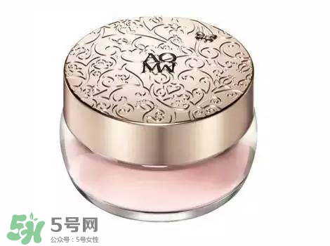粉底液卡粉怎么辦？粉底液卡粉怎么補(bǔ)救？