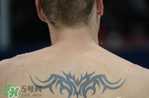 紋身后可以運動嗎？紋身后多久可以運動？