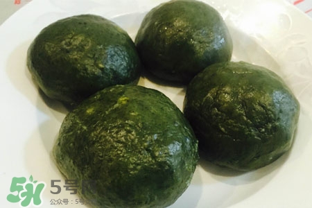 做青團(tuán)的草叫什么？青團(tuán)子用的青是什么草？