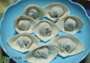 薺菜素餃子怎么做？薺菜素餡餃子怎么做好吃？