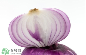 洋蔥中間黃了可以吃嗎？洋蔥里面發黃能吃嗎？