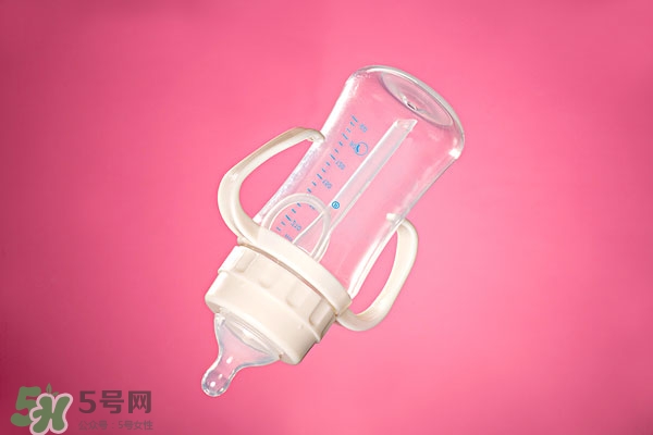 奶瓶什么材質好 哪個材質的奶瓶最好 