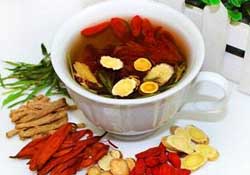 春天能喝黃芪水嗎？春天喝黃芪水好嗎？