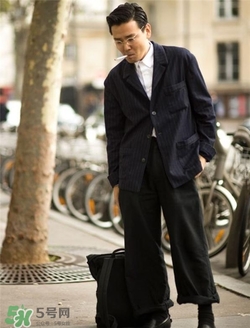 條紋西裝怎么搭配？條紋西服怎么搭配好看？