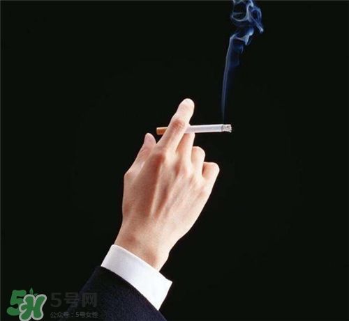 衣服上有煙味怎么去除？衣服上有煙味怎么辦？