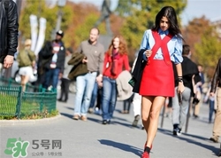 紅色衣服怎么搭配？紅色衣服怎么搭配好看？