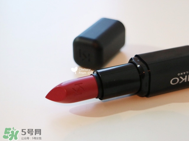 kiko口紅4系和kiko口紅9系有什么區別?