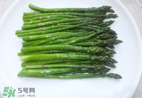 蘆筍能放多久？蘆筍放久了還能吃嗎？