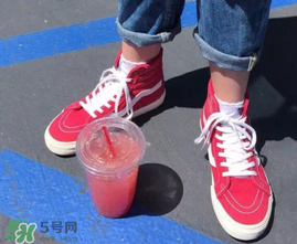 vans是什么牌子？vans范斯是什么檔次？