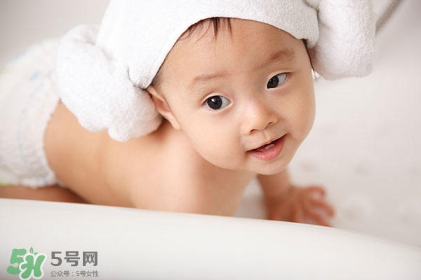6月齡寶寶發育指標 6月齡寶寶發育標準